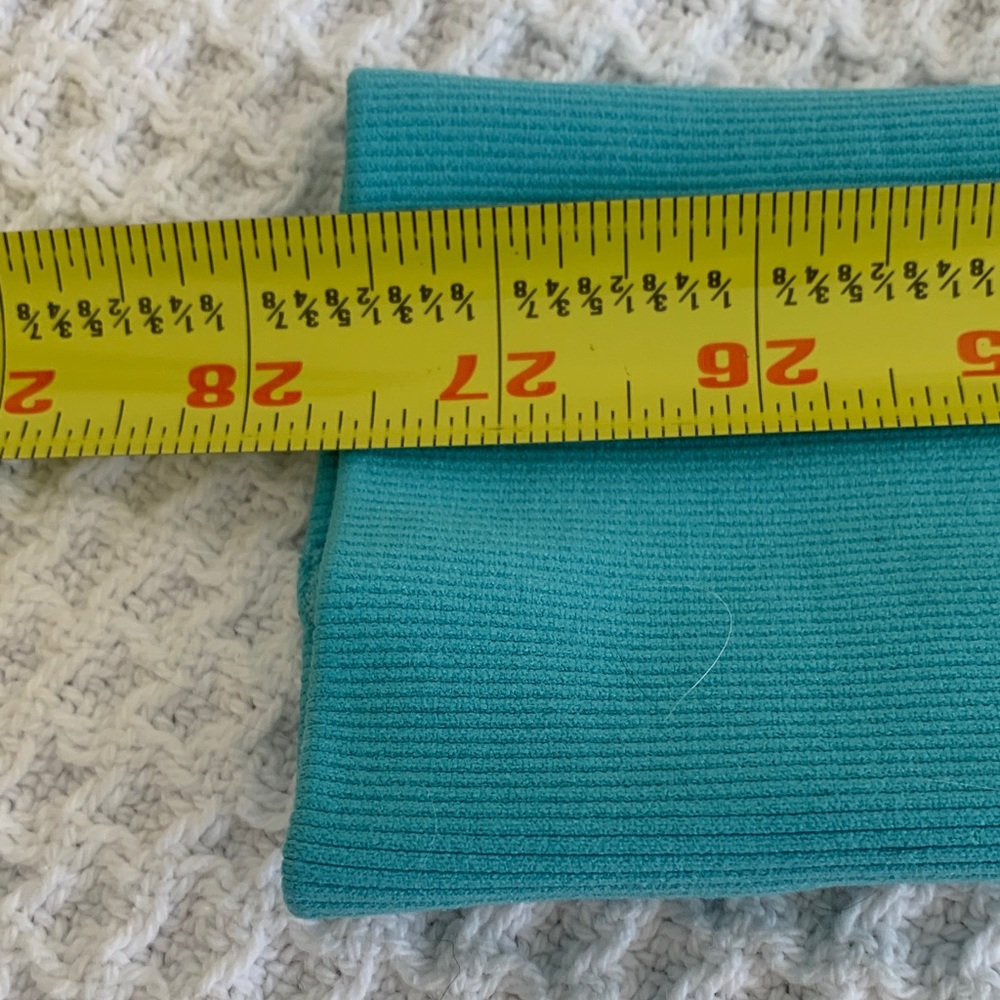 Cropped Teal Women's Cable-Knit top - Picture 14 of 14